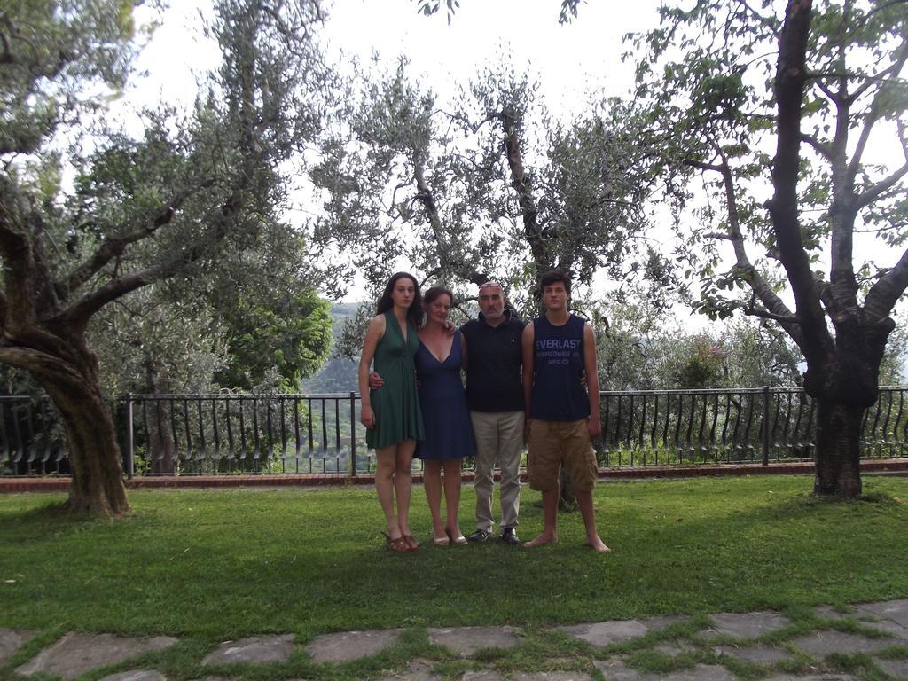 Casale Asciolo Bed & Breakfast Bagno A Ripoli Ruang foto